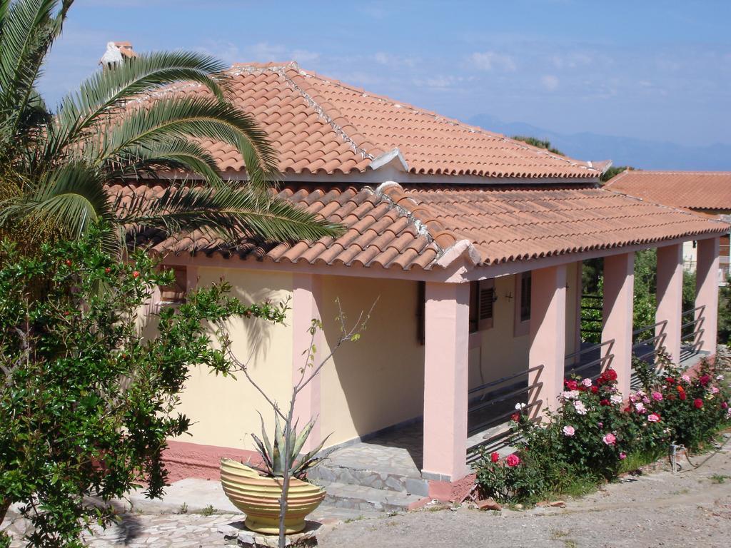 Maria'S Houses Apartment Koroni  Exterior photo